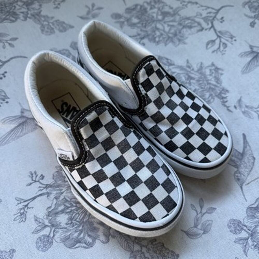 VANS Classic Slip-On Checkerboard Canvas Low Top Black/White Kids US 11
